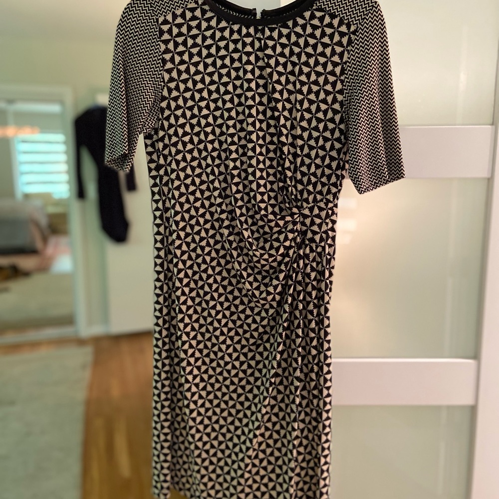 Cute, gathered waist, patterned dress